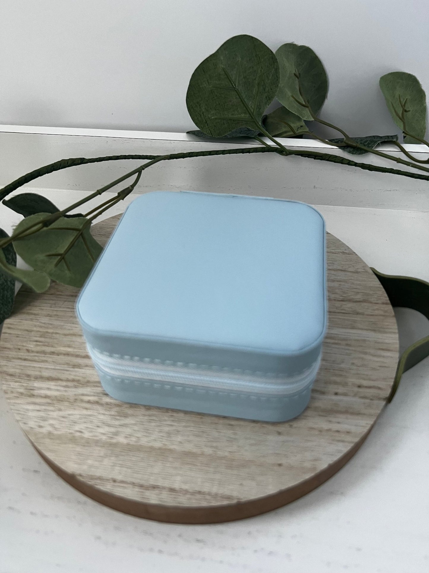 Monogram travel jewelry box - ChambrayandSandCustomGifts
