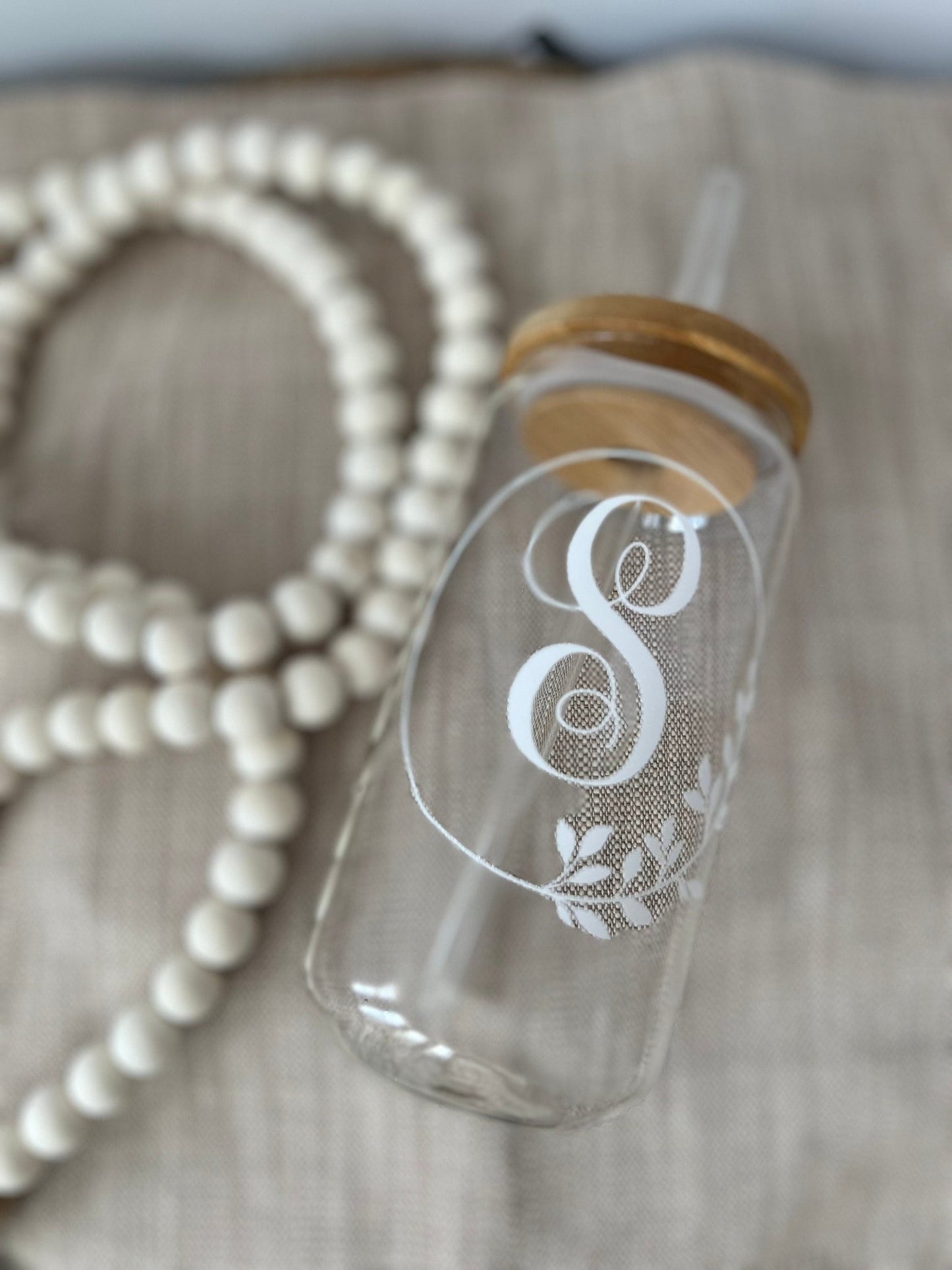 Personalized Initial Beer Can Glass with Bamboo Lid and Glass Straw | - ChambrayandSandCustomGifts